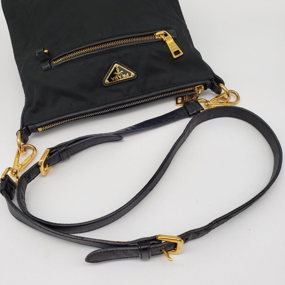 Authentic Prada Tessuto Nylon Shoulder Bag 320-110325 - Picture 9 of 16